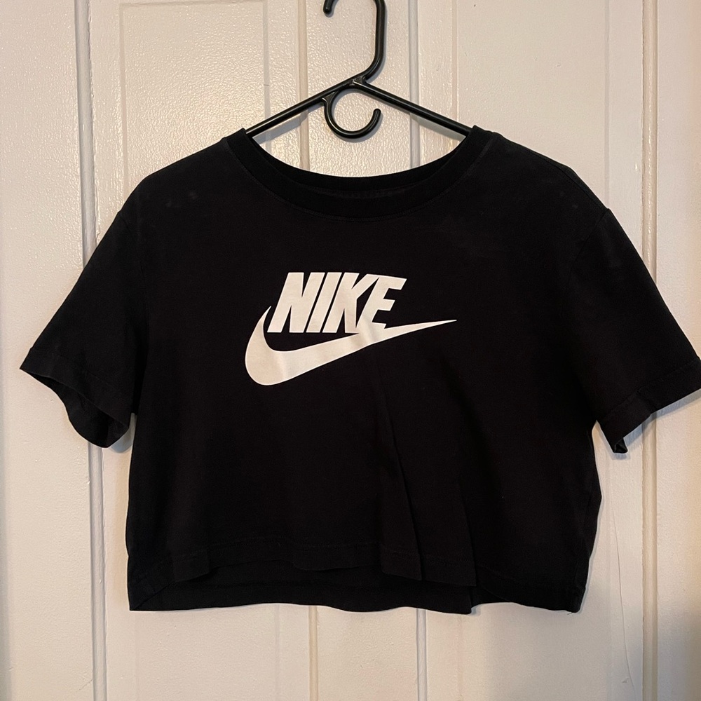 NIKE Short-Sleeve Crop Top Black T-Shirt Women’s Small